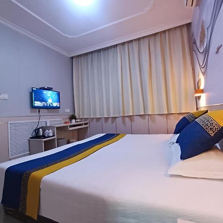 Qufu Garden Hotel Buitenkant foto