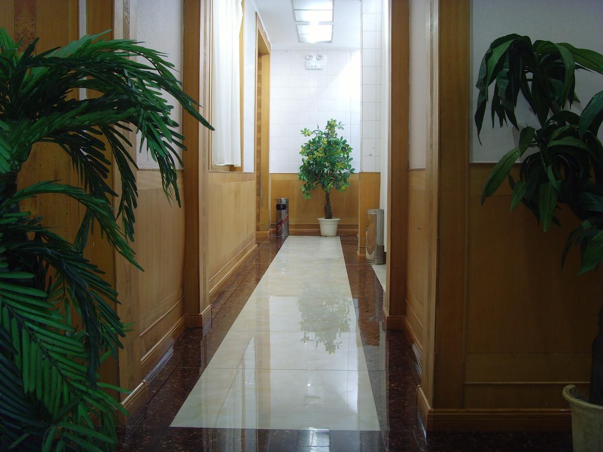 Qufu Garden Hotel Buitenkant foto
